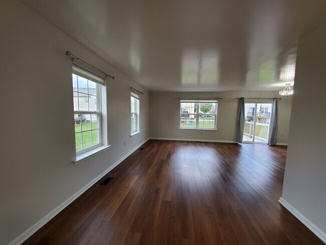 Building Photo - Beautifully Upgraded Semi-Detached Home with 3 Bedrooms Plus Den in East Penn School District