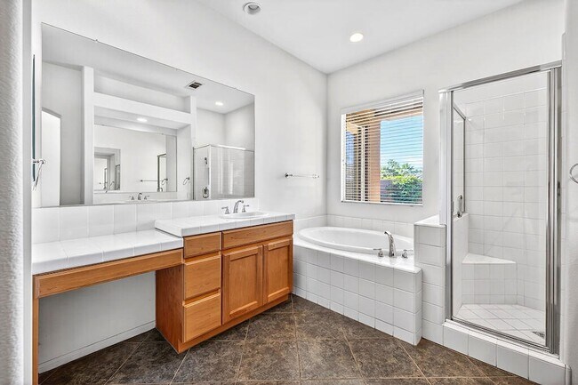 Building Photo - 41 Vista Mirage Way