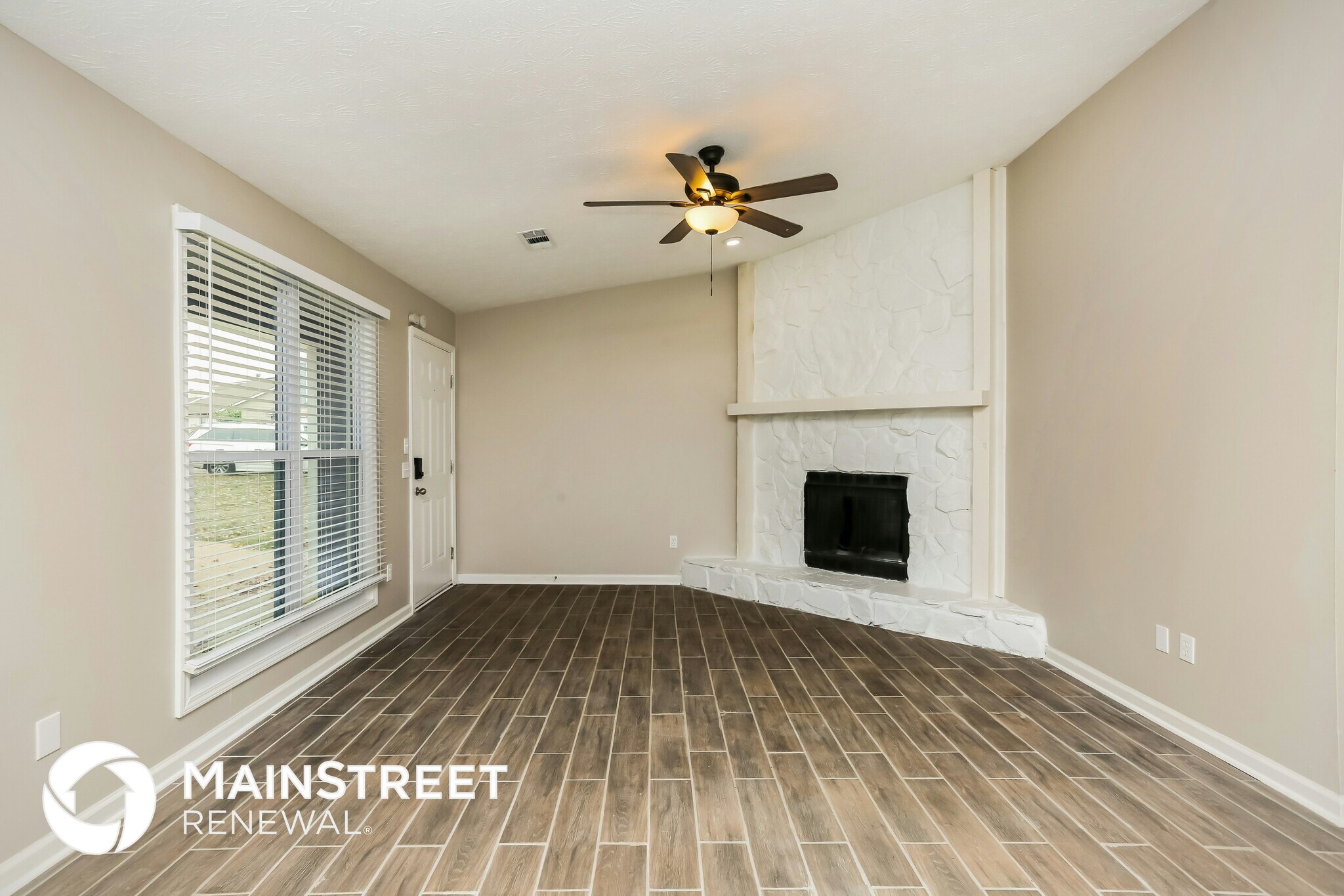 Building Photo - 2066 Marshes Glenn Dr