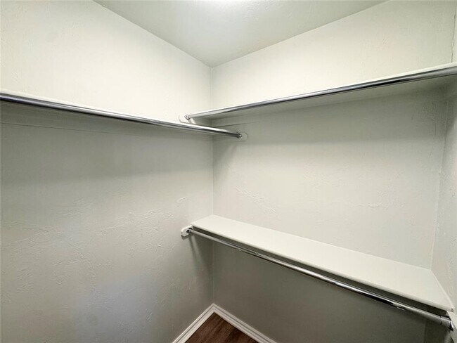 Building Photo - 8225 NW 83rd Pl