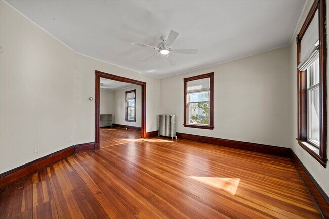 Building Photo - 7 Sweetser Ave