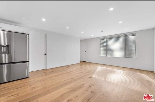 Building Photo - 8261-8264 4th St