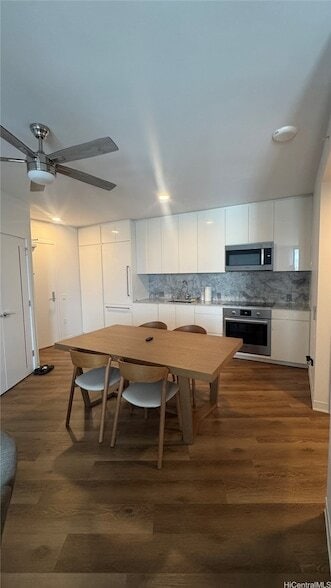 Building Photo - 987 Queen St