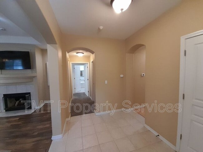 Building Photo - 2329 Timsbury Way