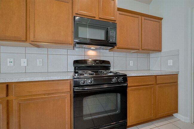 Building Photo - 21406 Rioja Bluff Ln