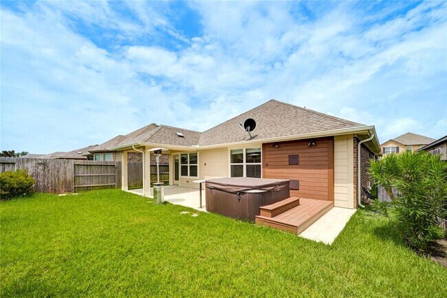 Building Photo - 11442 Harmony Summit Trce