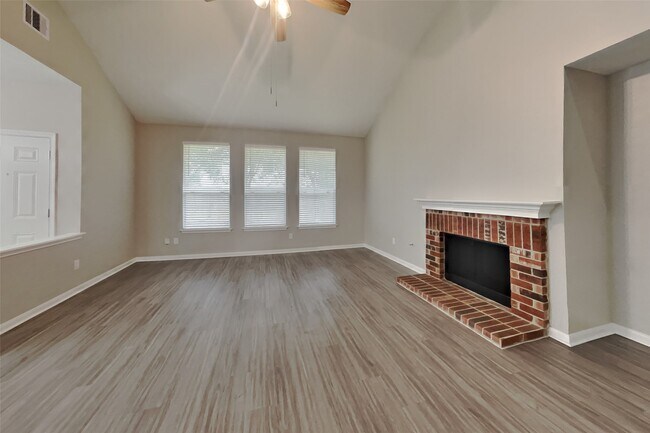 Building Photo - 20407 Westfield Estates Dr