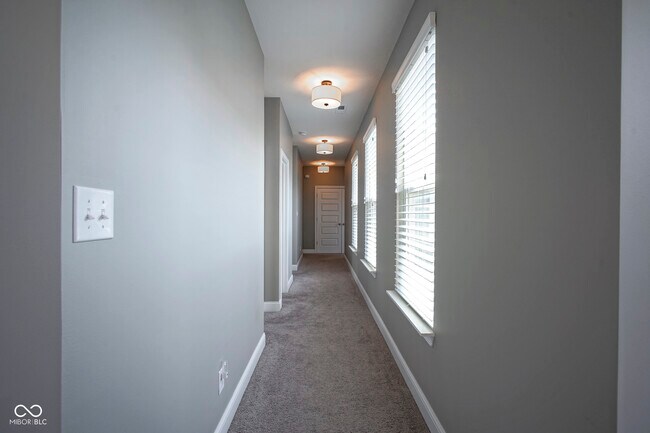 Building Photo - 7228 Broadacre Ct