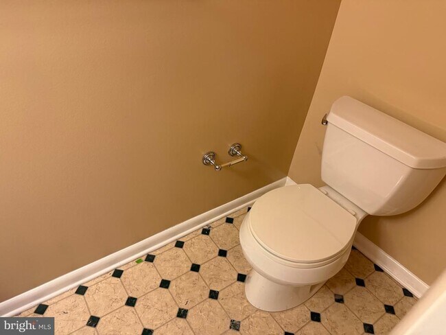 Building Photo - 34 Woodbrook Dr