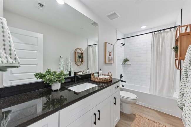 Building Photo - 9304 Felix Sparke Dr