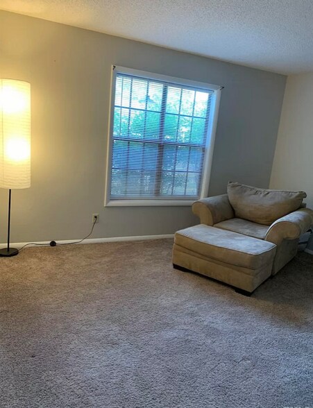 Building Photo - 3702 Chimney Ridge Pl
