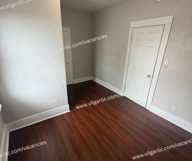 Building Photo - 1202 W 151st St