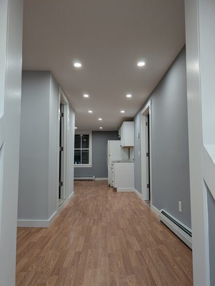 Building Photo - 9 Northfield St