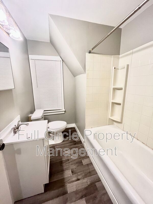 Building Photo - 2577 Ida St