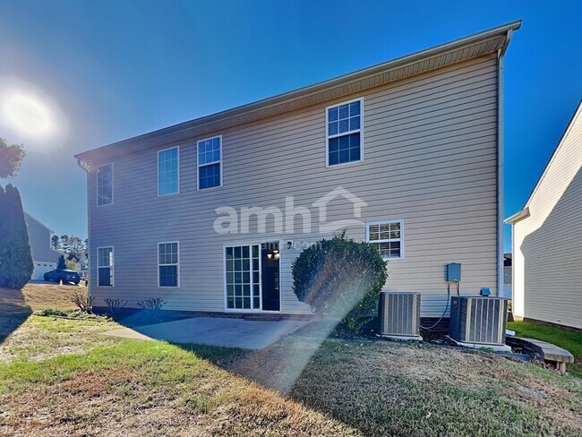 Building Photo - 7207 Tanners Creek Dr