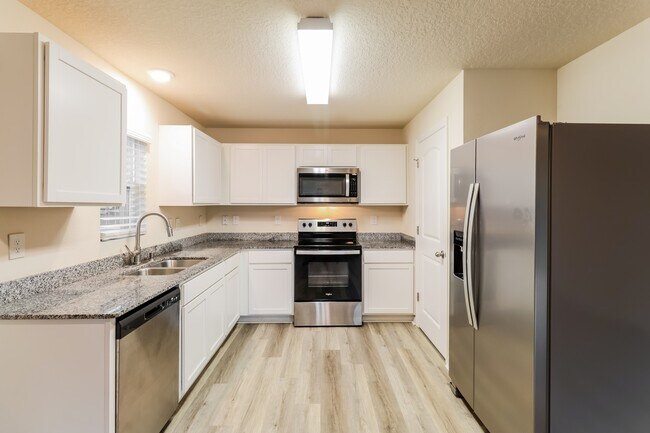 Building Photo - 8185 101st Ct