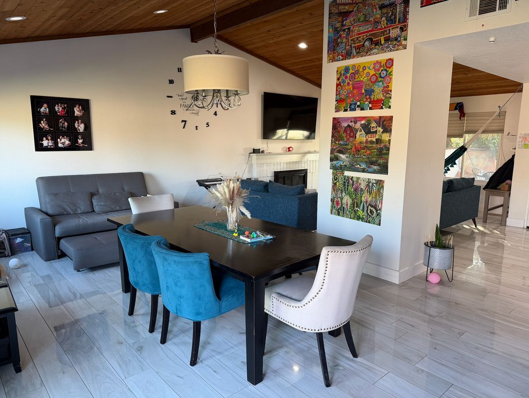 Building Photo - 1490 Sierra Madre Dr