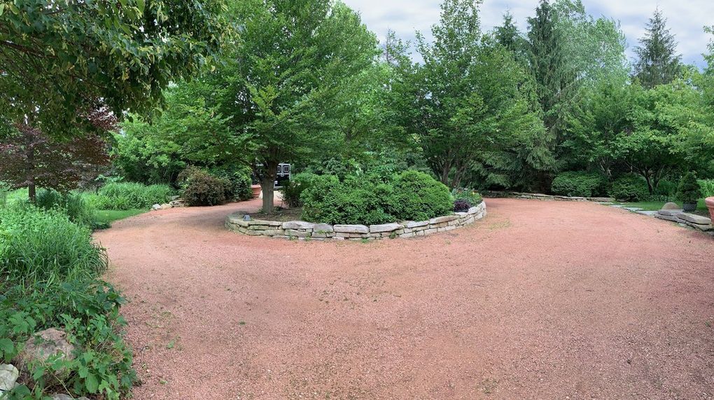 Circular Drive - 11194 Bell Rd