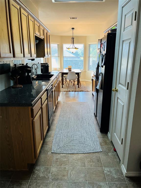 Building Photo - 14324 Mowsbury Dr