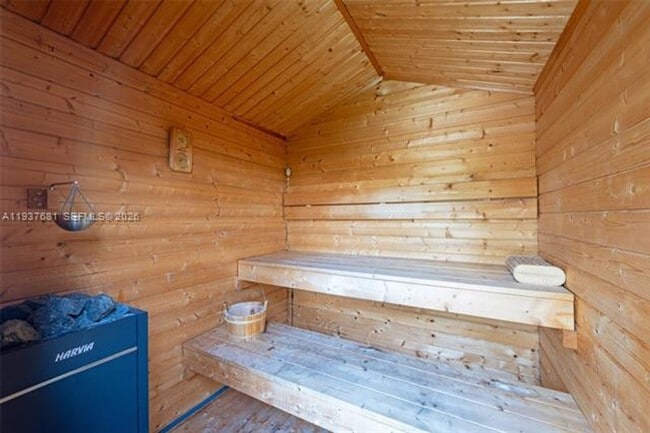 Building Photo - 1935 Keystone Blvd