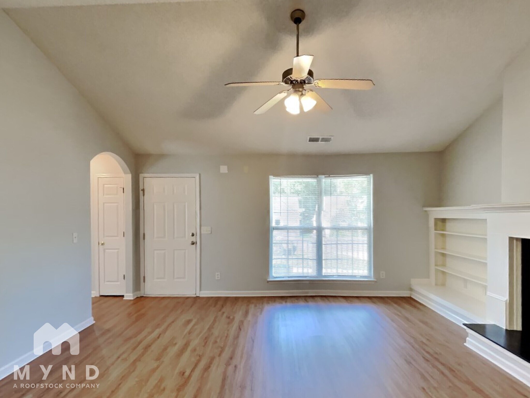 Building Photo - 113 Meadow Ct