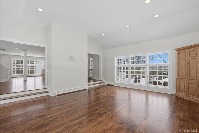 Building Photo - 492 Mooney Hill Rd