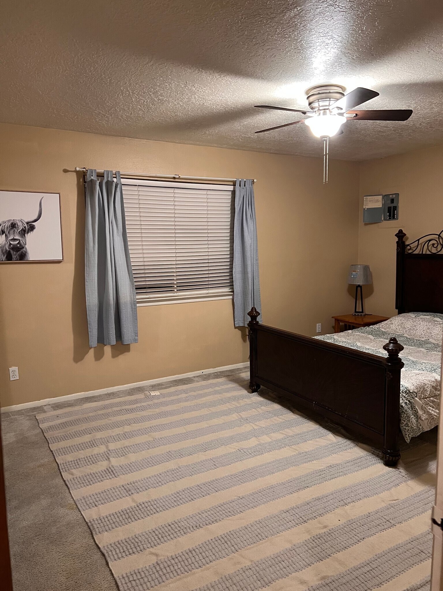 Building Photo - 628 Marquis Ct NE