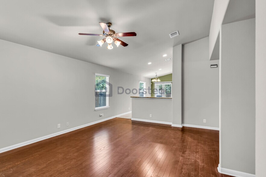 Building Photo - 9405 Sweetgum Dr