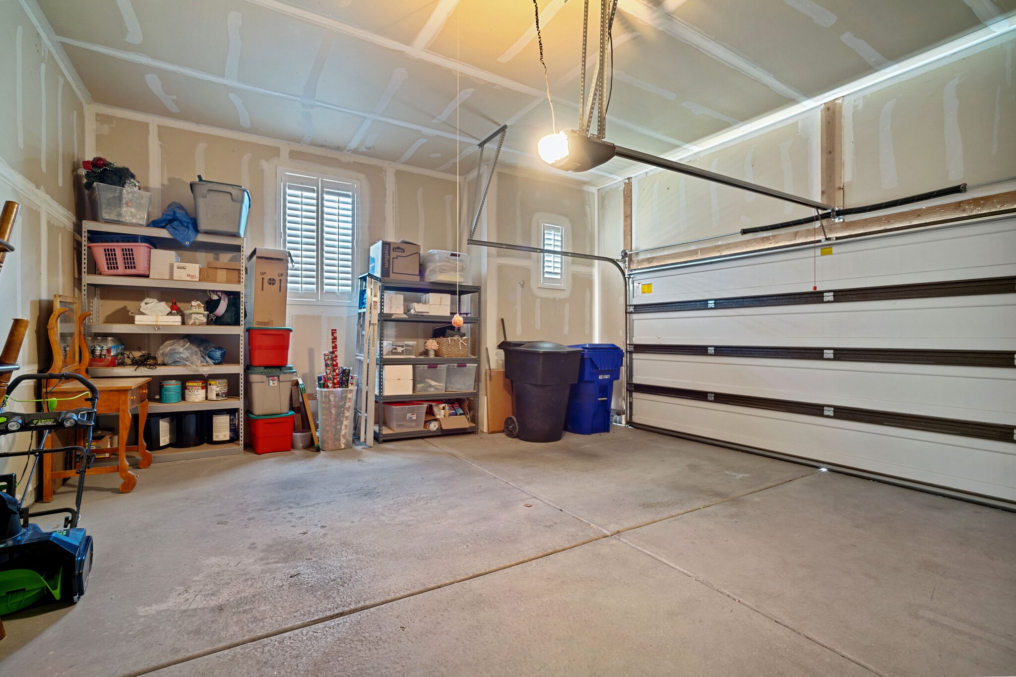 Building Photo - 66 N 205 W