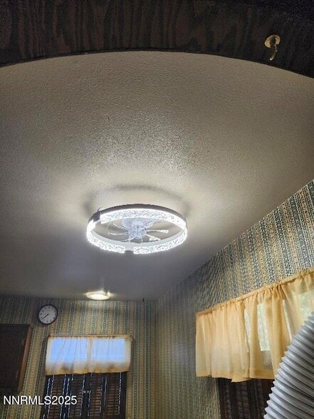 Building Photo - 7720 Fowler Ave