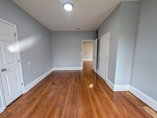 Building Photo - 677 Gerard Ave