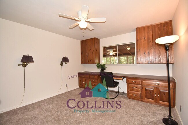 Building Photo - 15969 Durango Ln