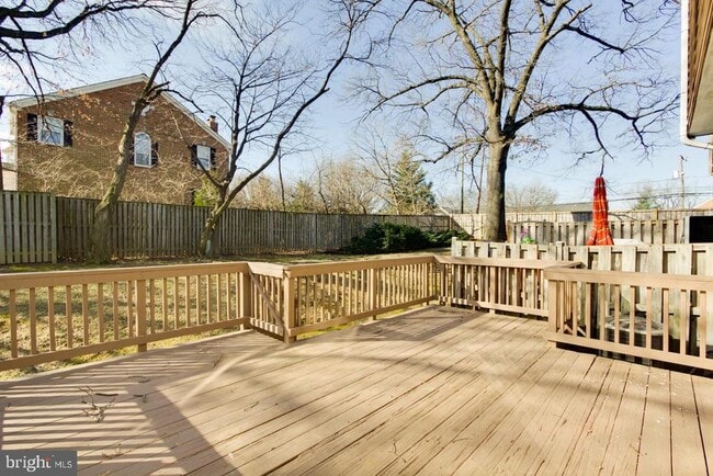 Building Photo - 8035 Tyson Oaks Cir