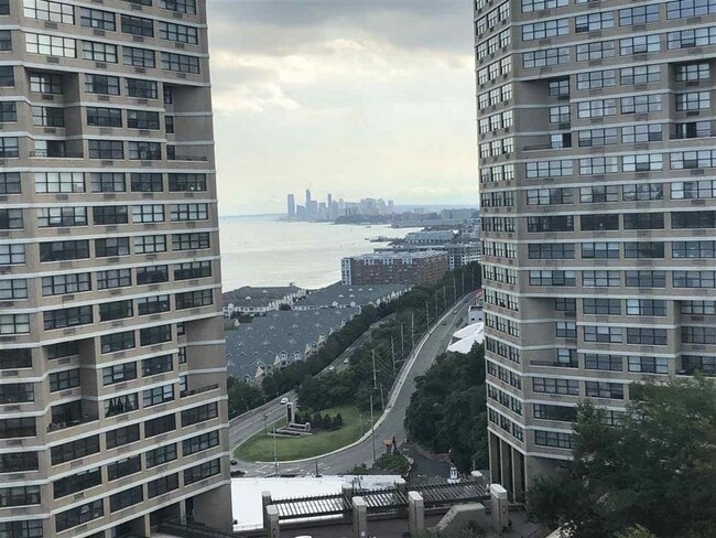 Building Photo - 7004 JFK Blvd E