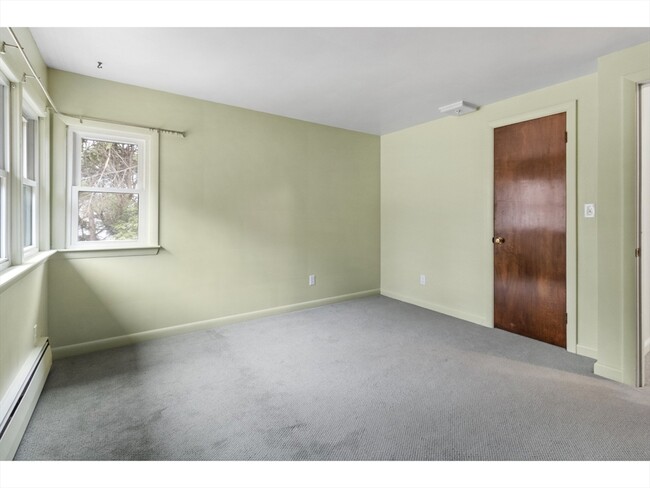 Building Photo - 32 Rathbun Rd