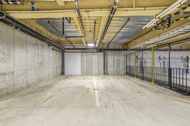 Building Photo - 1 Nevins Hl Wy