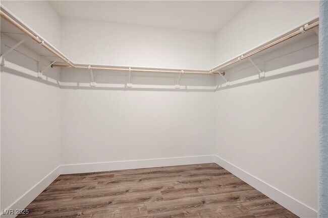 Building Photo - 10618 Sariah Skye Ave