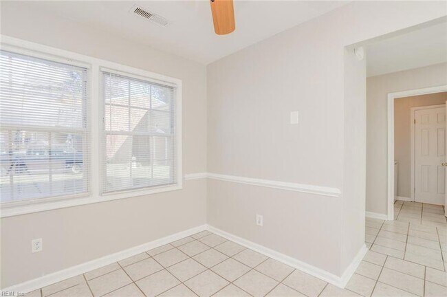 Building Photo - 4755 Old Hickory Rd