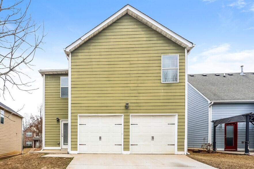 Building Photo - 171 Stillwood Dr