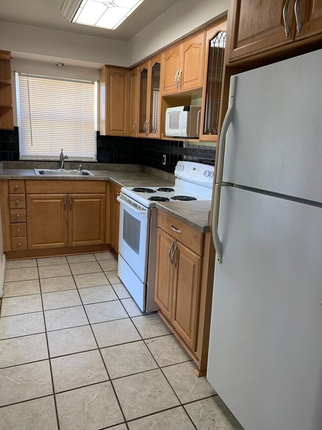 Building Photo - South Tampa Home