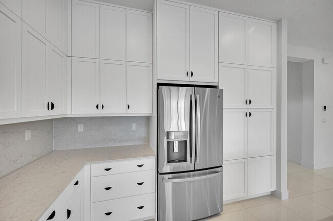 Building Photo - 13072 Feathering Wy