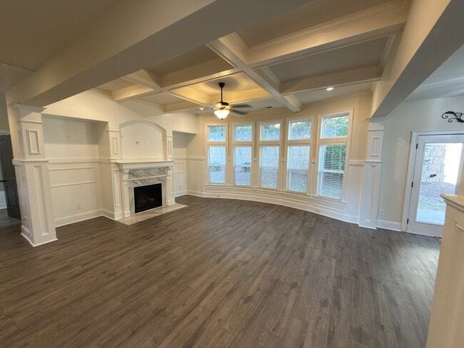 Building Photo - 5825 Trailwood Ct