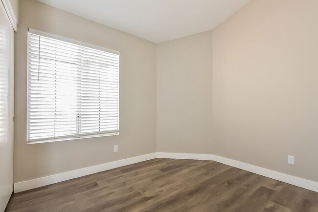 Building Photo - 4007 Mystic Canyon Ct