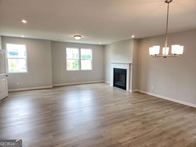 Building Photo - 821 York Aly