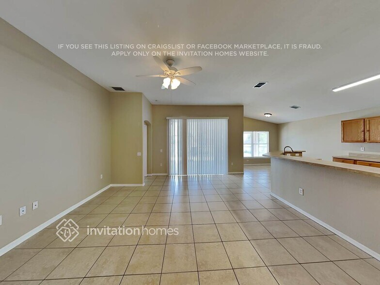Building Photo - 1437 Bluff Loop