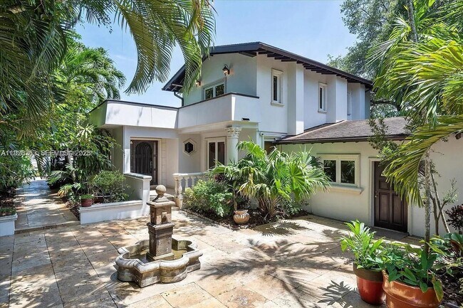 Primary Photo - 800 SW 12th Ave