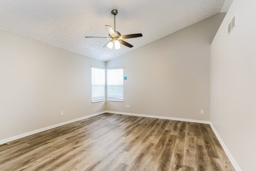Building Photo - 8582 Wildomar Ave