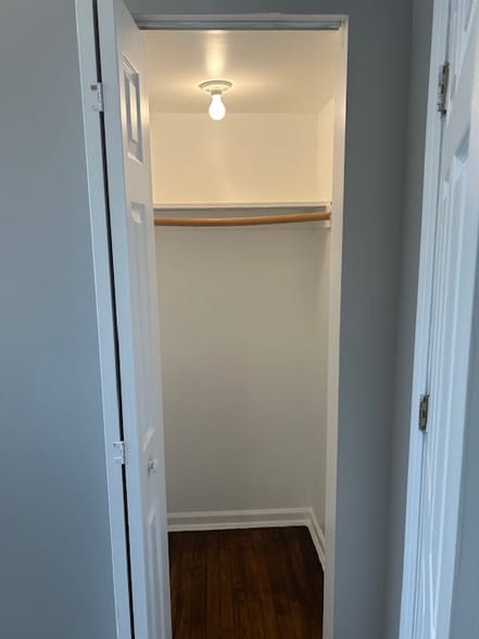 Building Photo - 6016 W Wabansia Ave