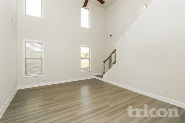 Building Photo - 71 Limerick Wy