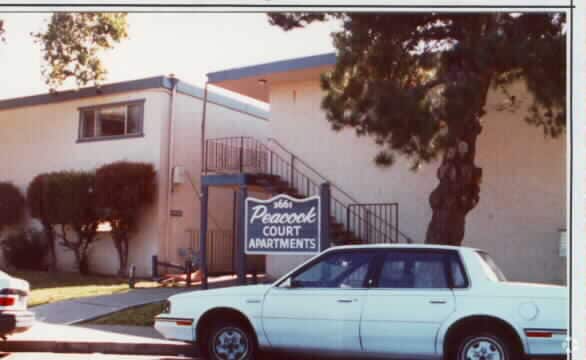 Building Photo - Peacock Court Apartments